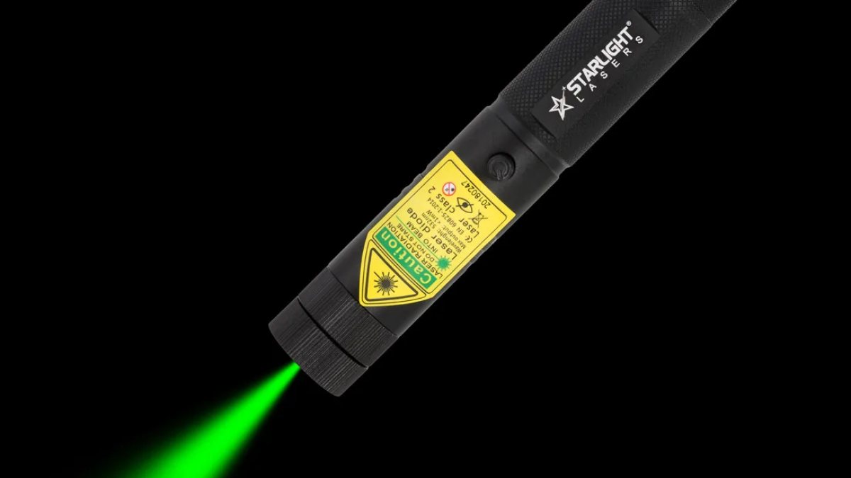 Laserpointer-Akku laden und Batterie wechseln: der Ratgeber für Einsteiger