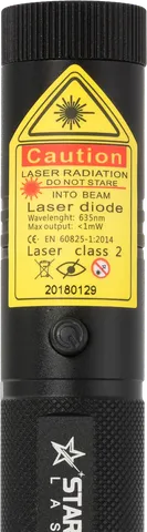 Roter Laserpointer R1 Pro – Nahaufnahme des Warnetiketts mit der Laserklasse
